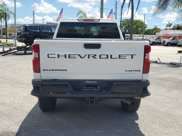 Used 2025 Chevrolet Silverado 2500 Custom w/ Custom Convenience Package RWD image 6