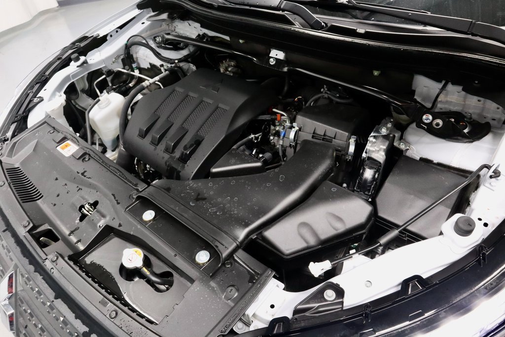 Used 2024 Mitsubishi Eclipse Cross Ralliart image 17