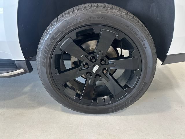 Used 2019 Cadillac Escalade Luxury AWD/4WD image 9