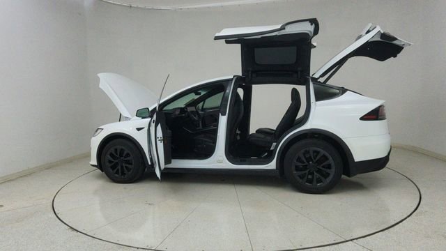 Used 2023 Tesla Model X image 76