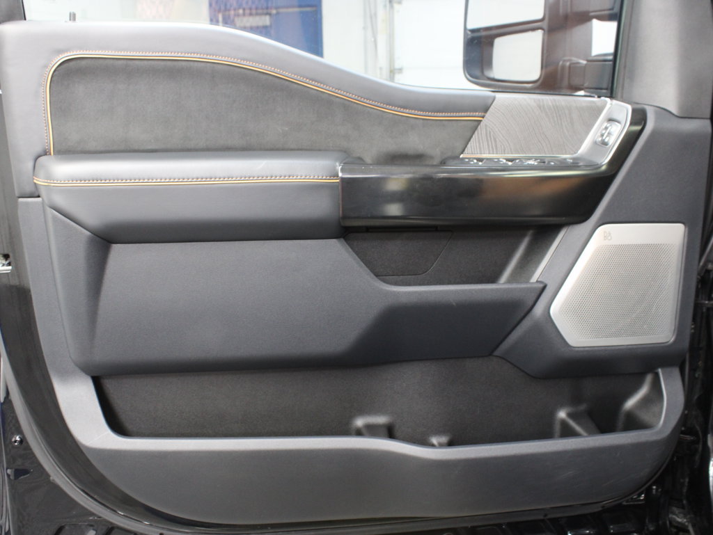 Used 2023 Ford F250 Platinum AWD/4WD image 79
