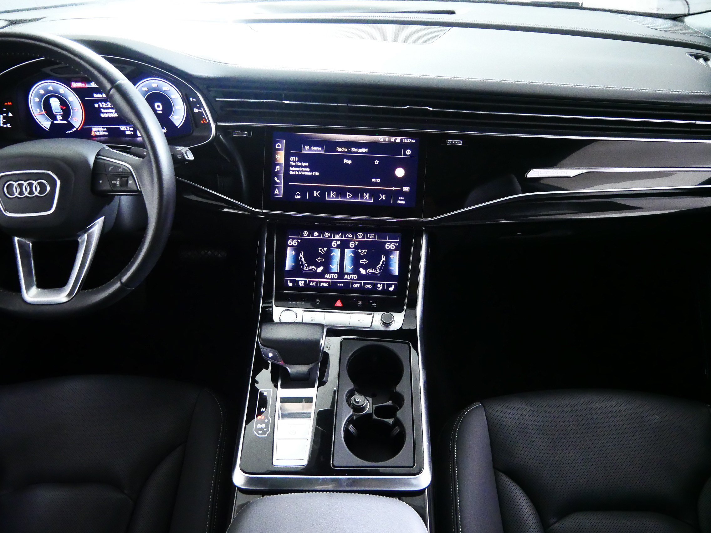Used 2019 Audi Q8 Prestige AWD/4WD image 10