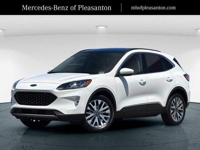 Used 2022 Ford Escape Titanium w/ Class II Trailer Tow Package AWD/4WD video 1