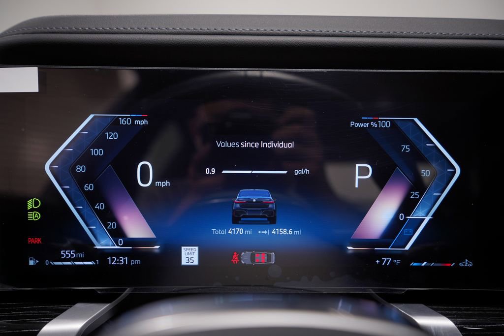 Used 2025 BMW 740i w/ Premium Package image 21