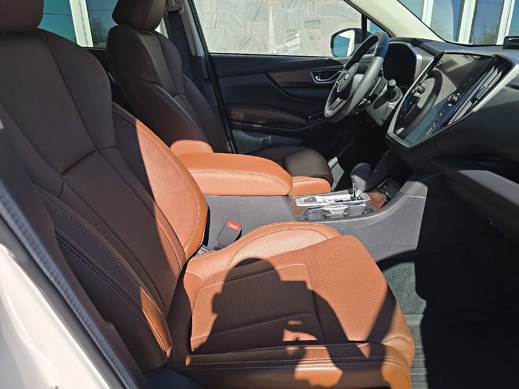 Certified 2025 Subaru Ascent Touring w/ Popular Package #2 image 34