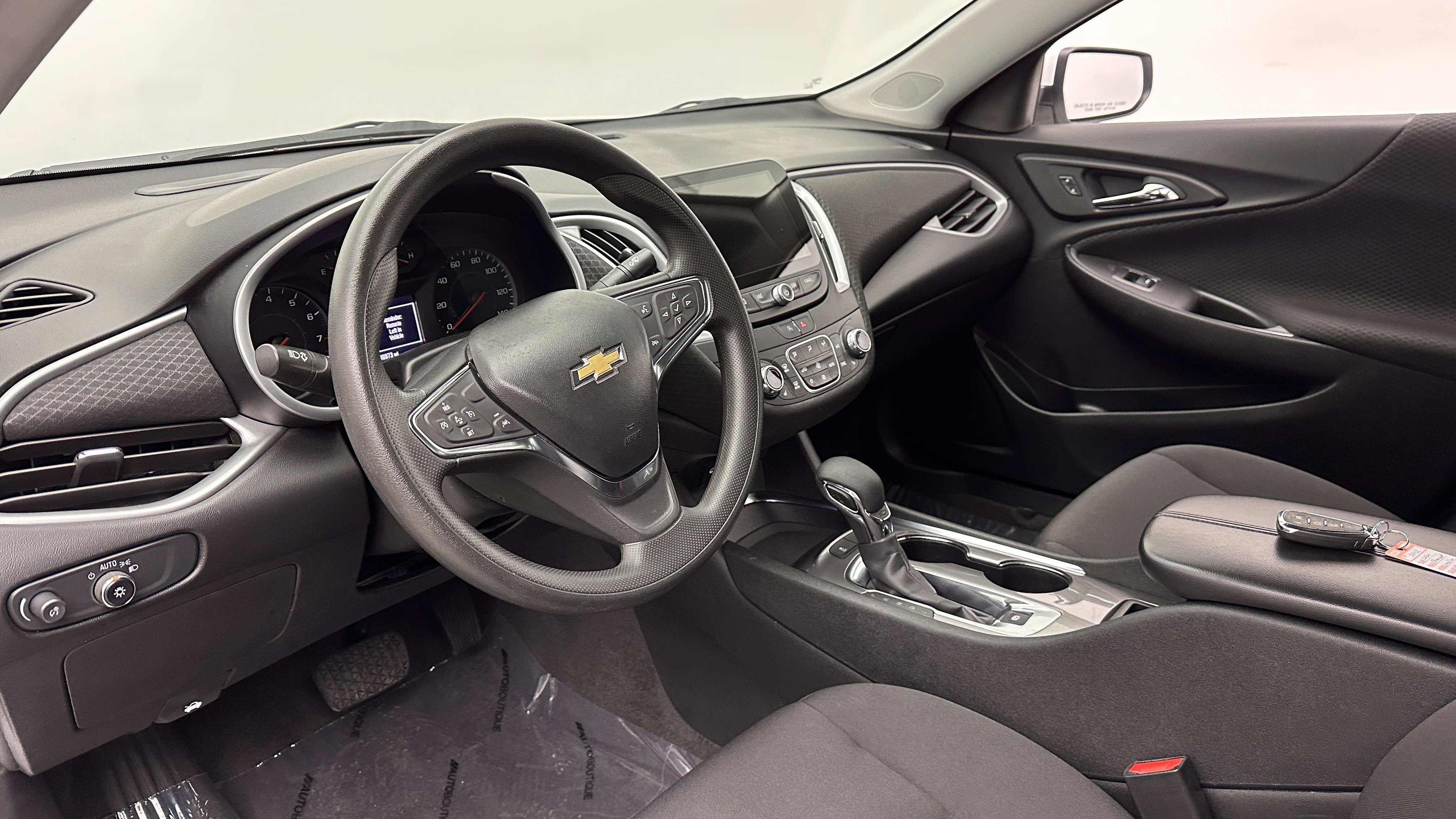 Used 2024 Chevrolet Malibu LT FWD image 8
