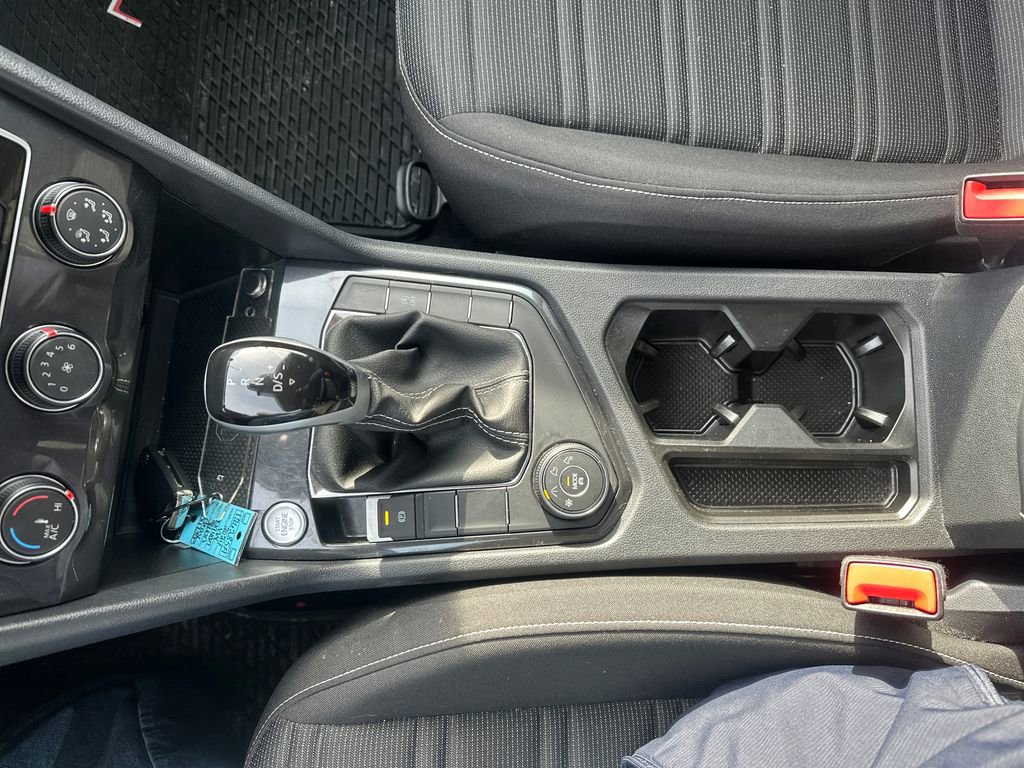 Used 2024 Volkswagen Tiguan S image 12