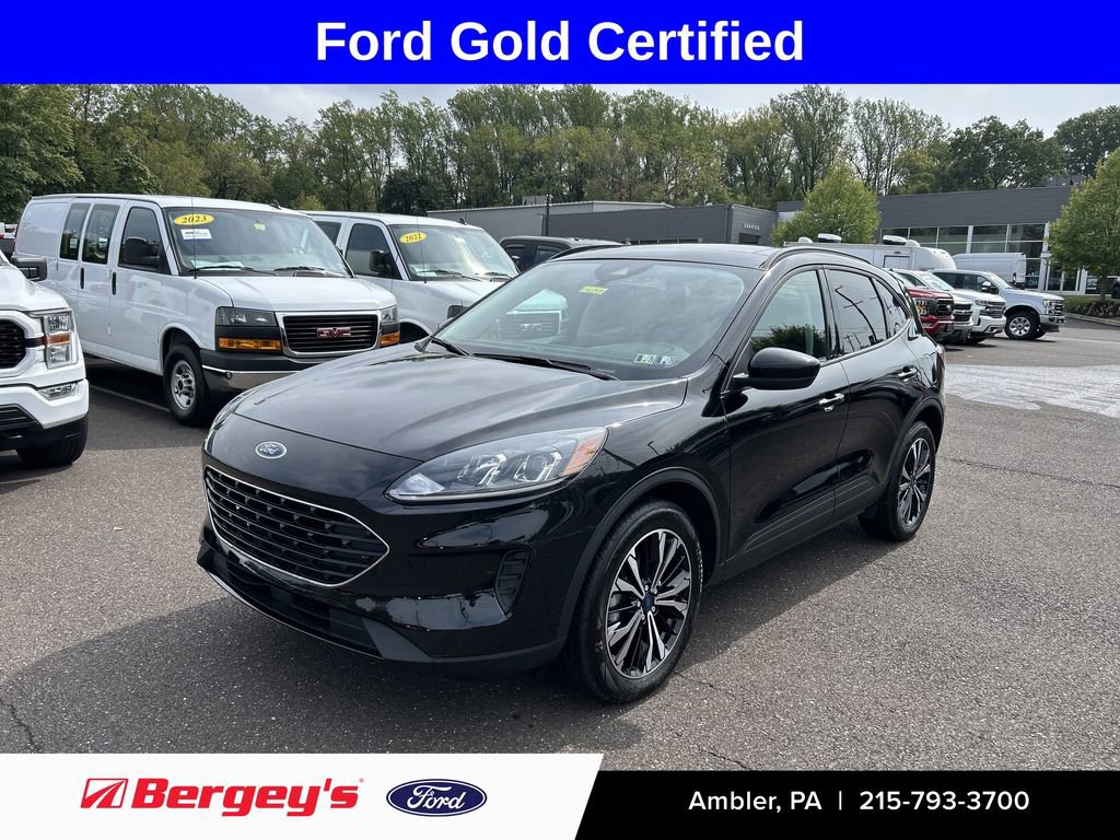 Certified 2022 Ford Escape SE w/ SE Sport Appearance Package