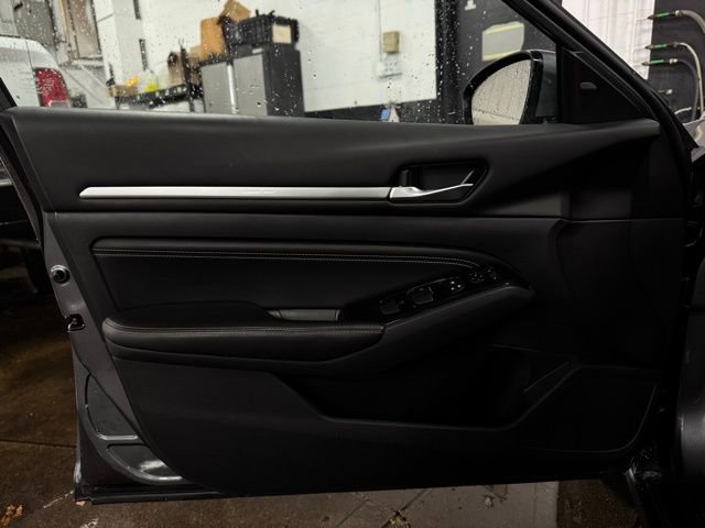 Used 2023 Nissan Altima 2.5 SL image 10