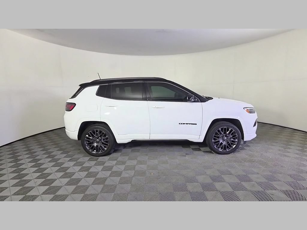 Used 2022 Jeep Compass High Altitude AWD/4WD image 37