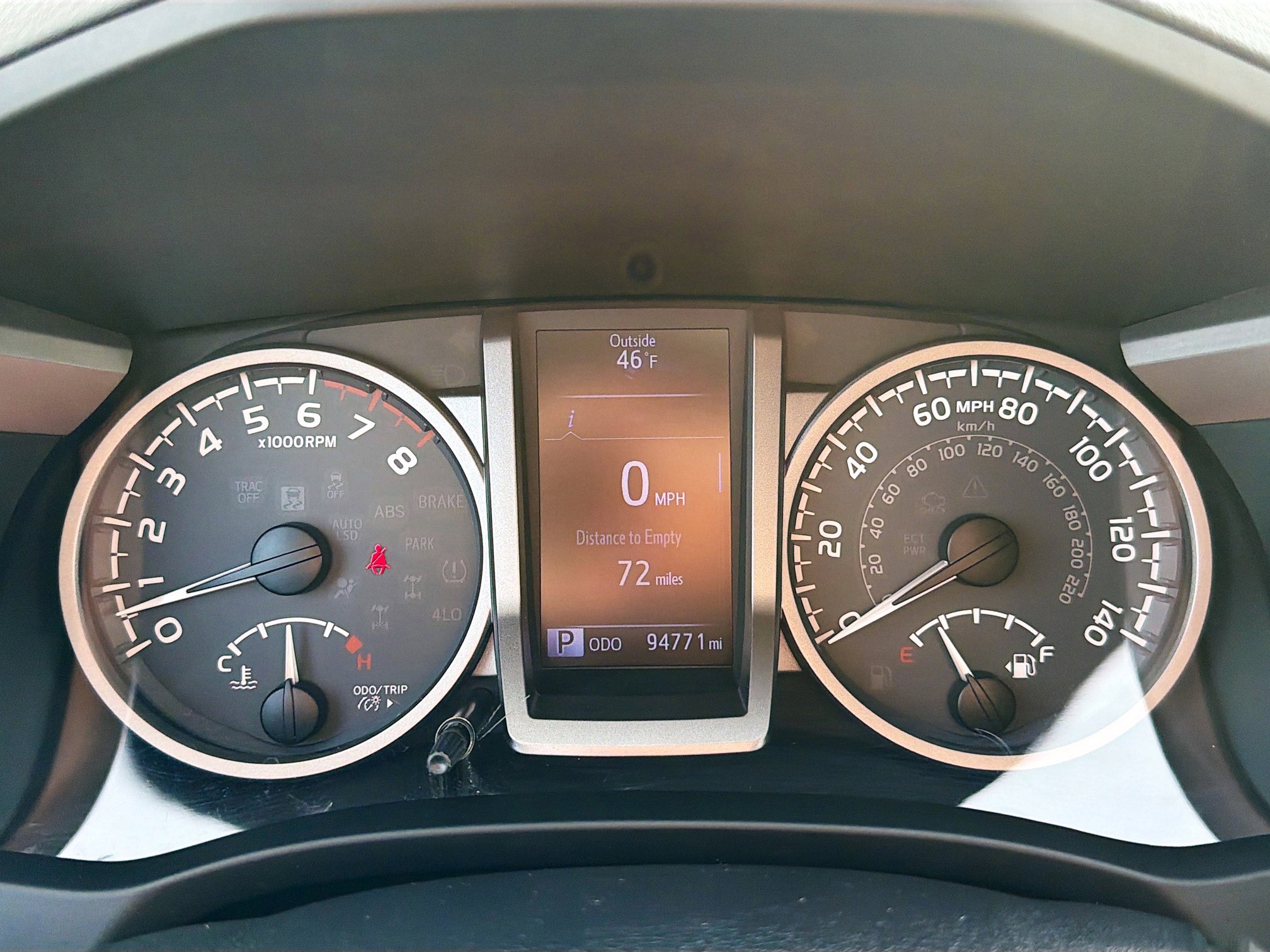 Used 2017 Toyota Tacoma SR5 w/ Tow Package image 17