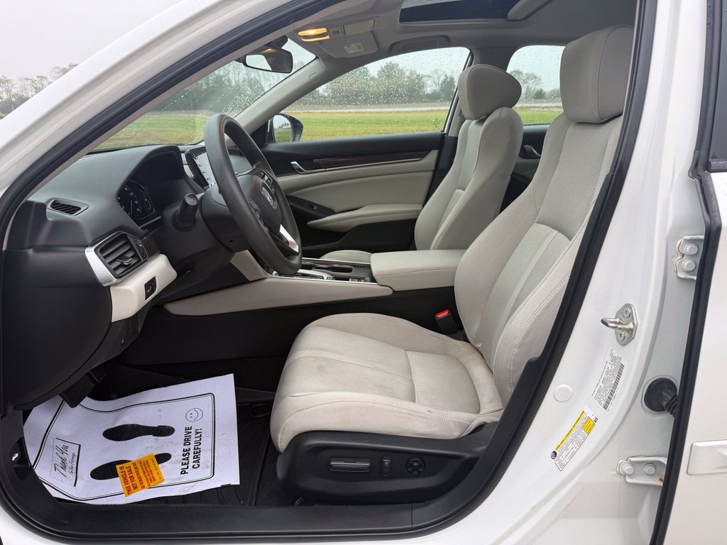 Used 2018 Honda Accord EX image 25