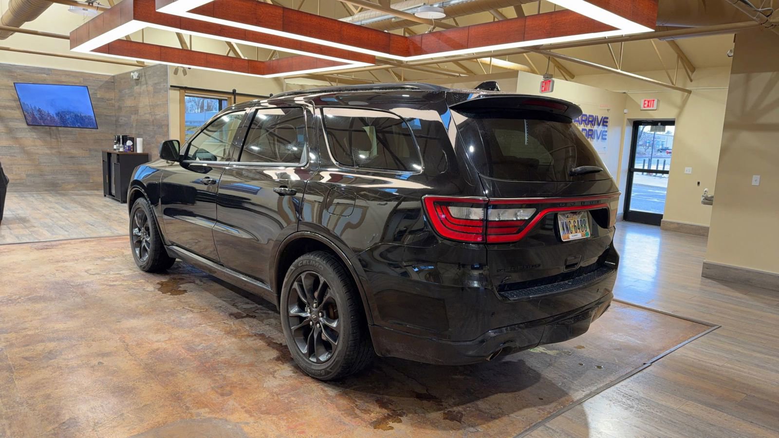 Used 2023 Dodge Durango R/T w/ Blacktop Package image 5