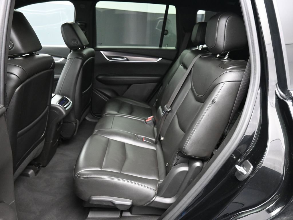 Used 2023 Cadillac XT6 Luxury image 22