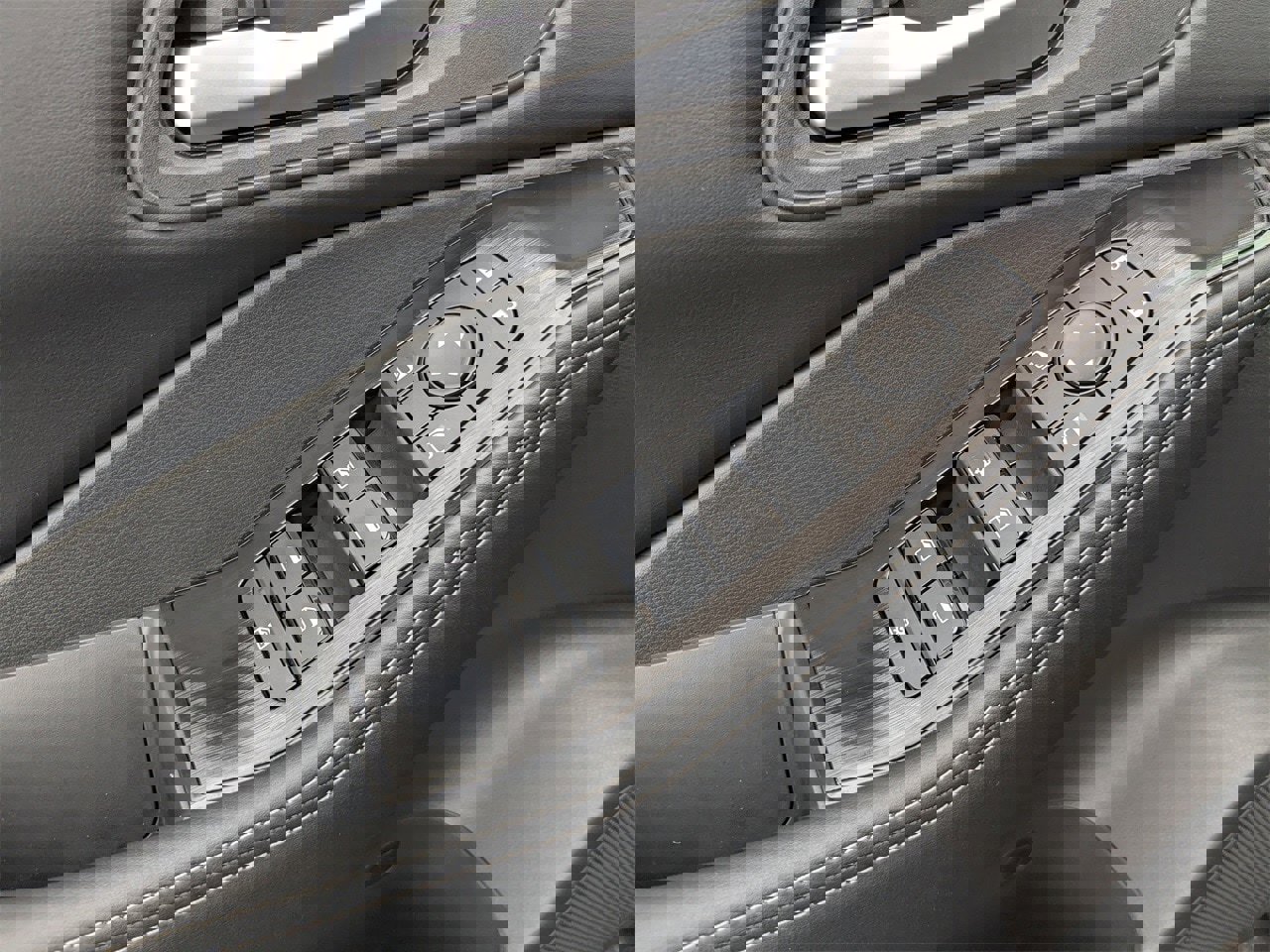 New 2026 Nissan Rogue SV image 15