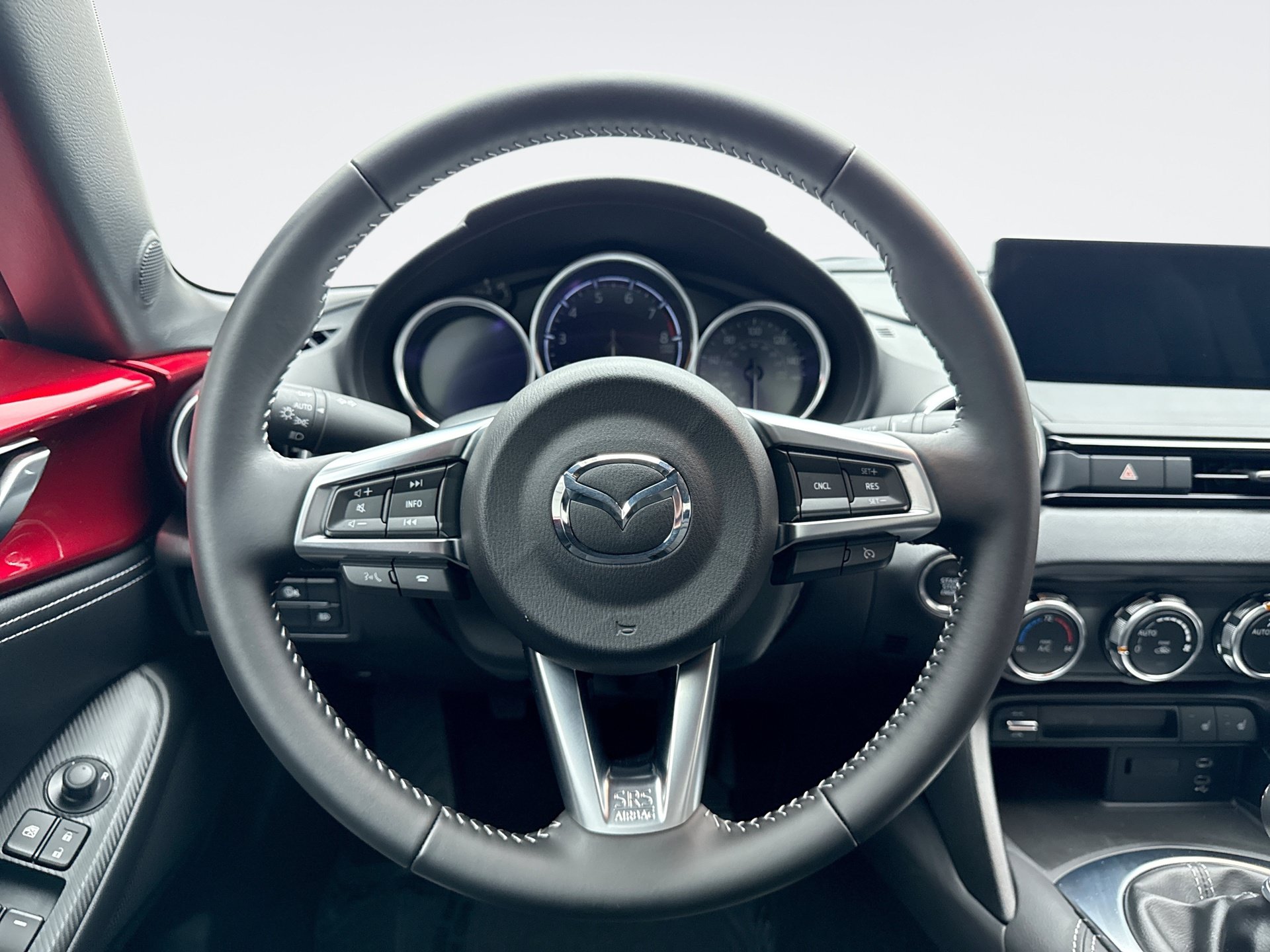 Used 2025 MAZDA MX-5 Miata RF Grand Touring w/ Weather Package RWD image 12