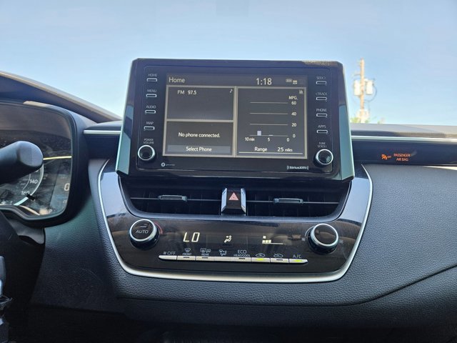 Used 2021 Toyota Corolla LE image 18