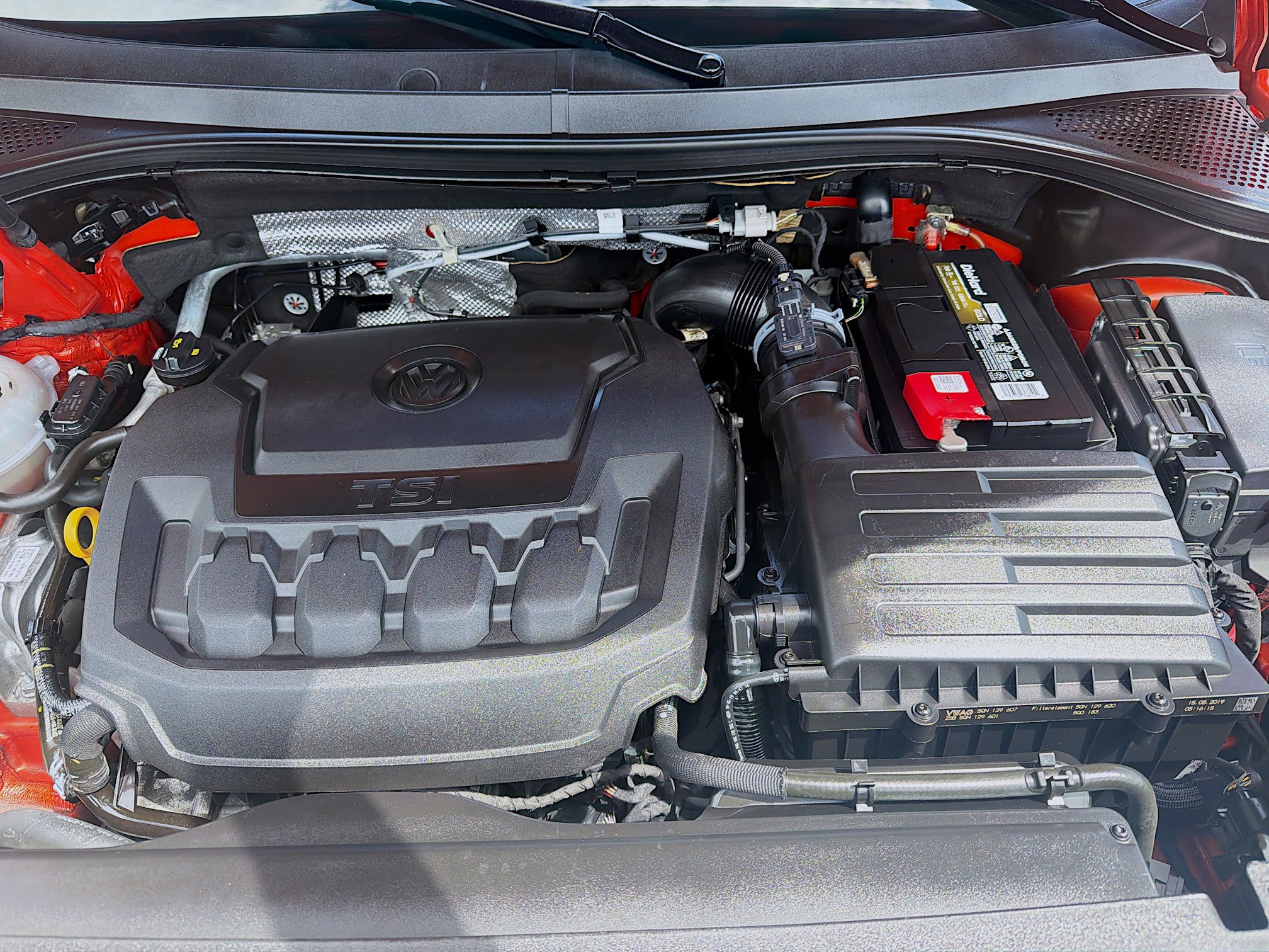 Used 2019 Volkswagen Tiguan SE image 33