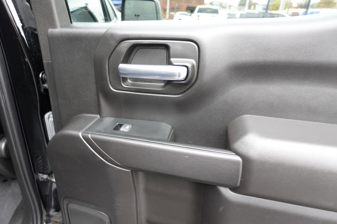 Used 2023 Chevrolet Silverado 1500 Custom image 27