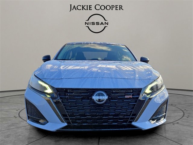 New 2025 Nissan Altima 2.5 SR image 8