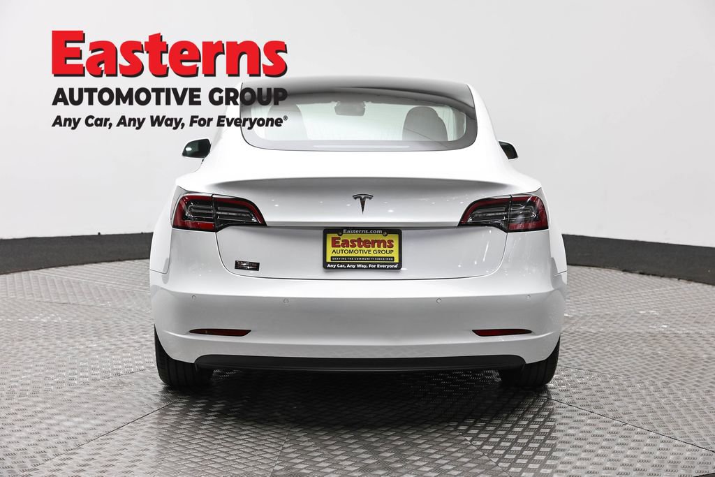 Used 2020 Tesla Model 3 Standard Range Plus RWD image 6