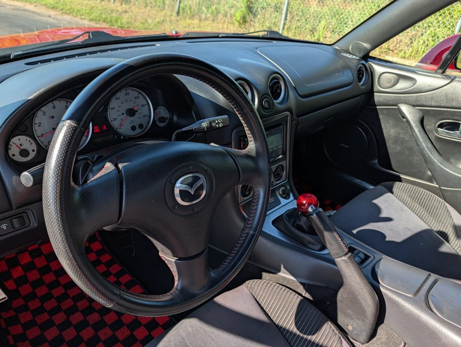 Used 2005 MAZDA MX-5 Miata MAZDASPEED RWD image 24