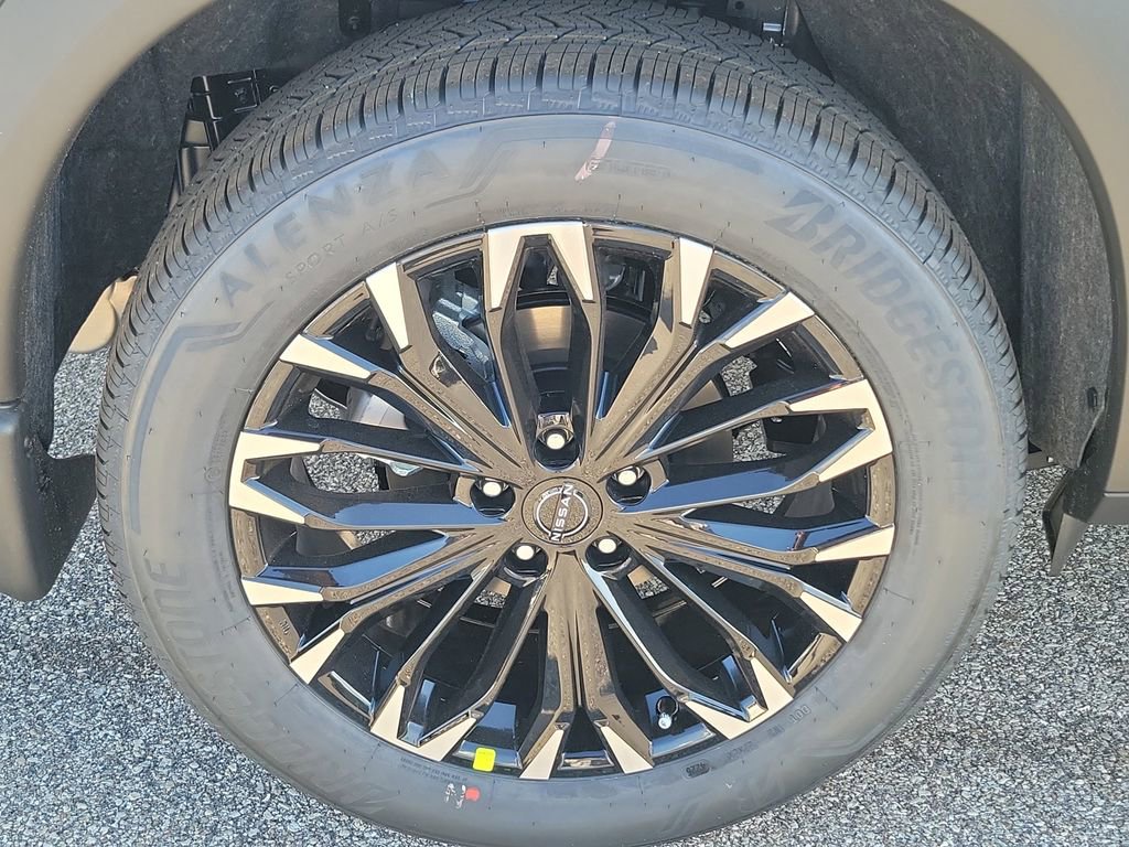 New 2026 Nissan Rogue SV image 3