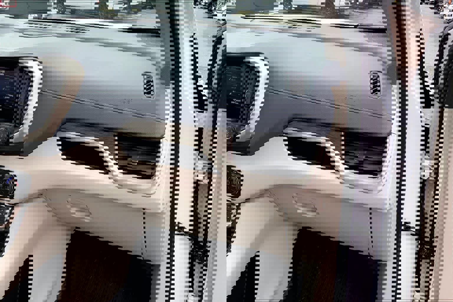 Used 2023 GMC Terrain Denali image 18