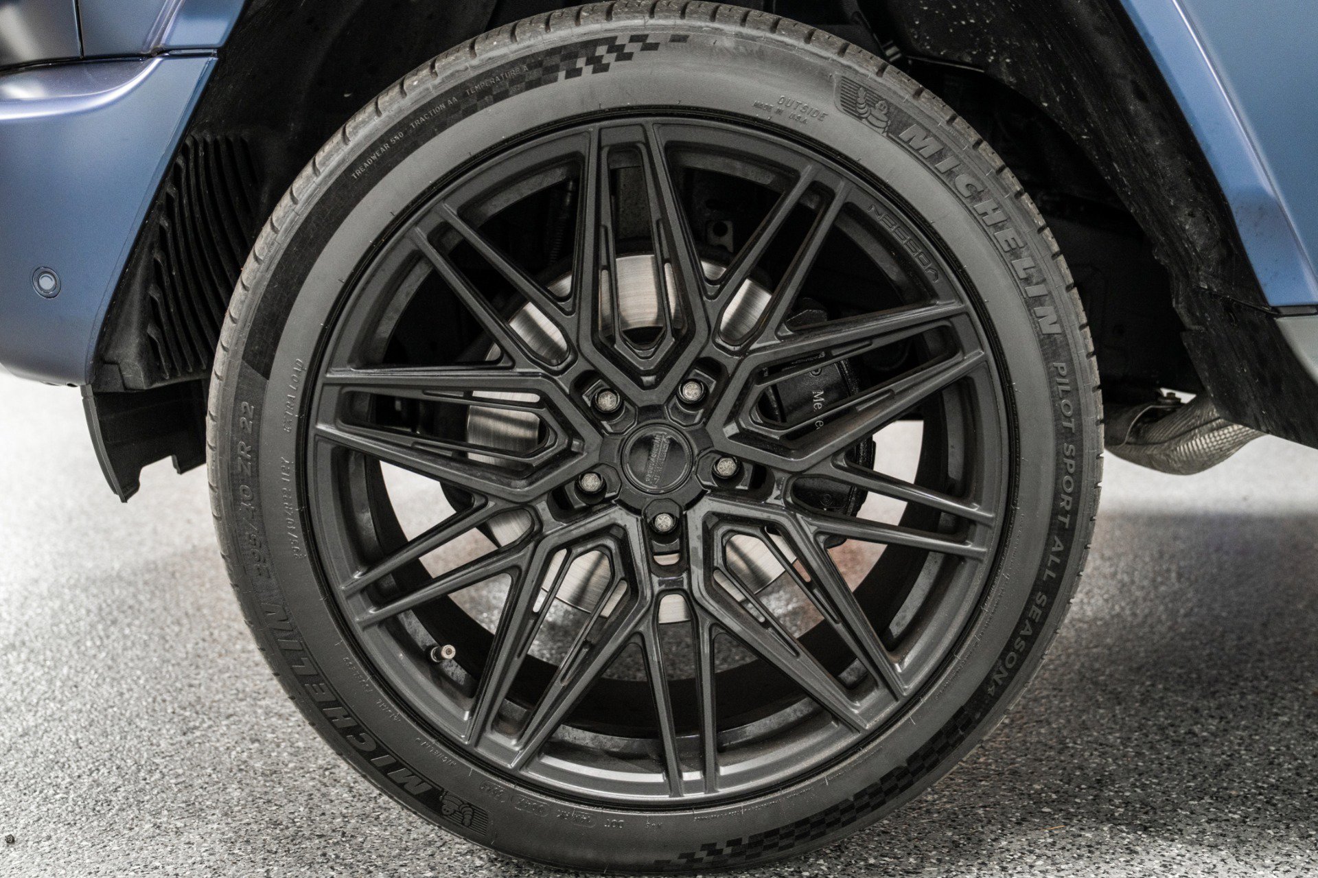 Used 2025 Mercedes-Benz G 550 image 9