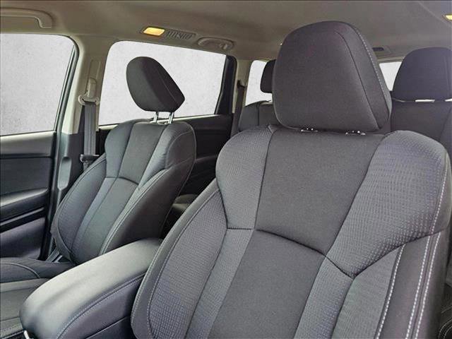 Used 2024 Subaru Ascent Premium w/ Convenience Package image 18