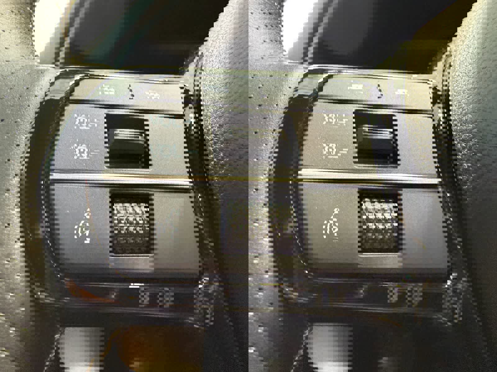 Used 2025 Acura ADX A-Spec image 26