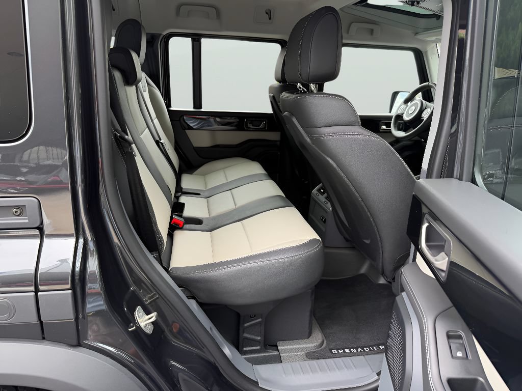 Used 2024 INEOS Grenadier Station Wagon AWD/4WD image 17
