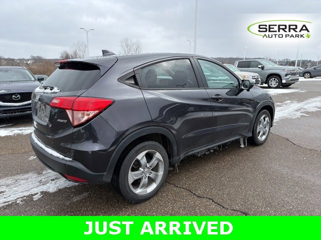 Used 2017 Honda HR-V EX image 3