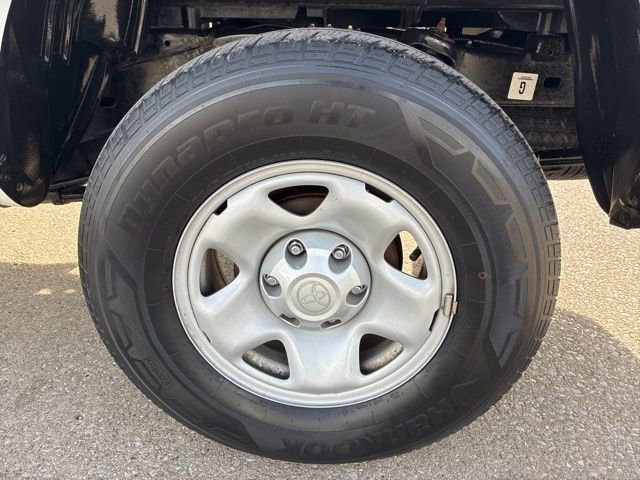 Used 2021 Toyota Tacoma SR image 15