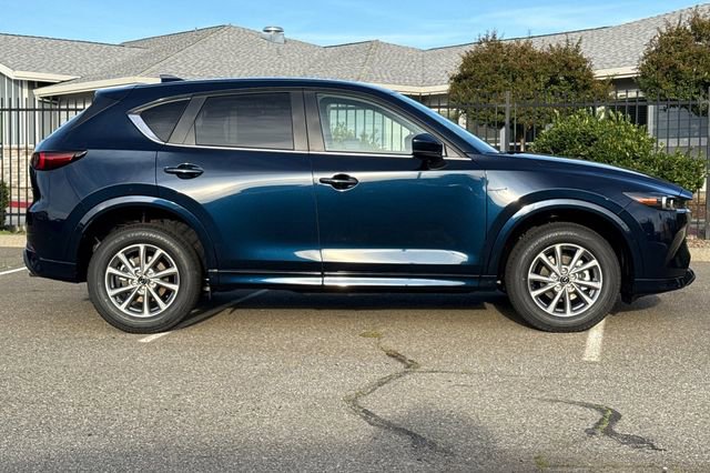 New 2025 MAZDA CX-5 AWD 2.5 S w/ Select Package image 3
