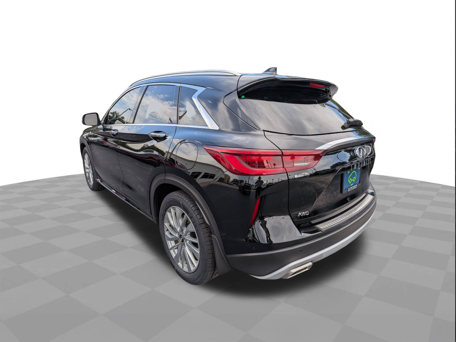 Used 2023 INFINITI QX50 Luxe AWD/4WD image 6