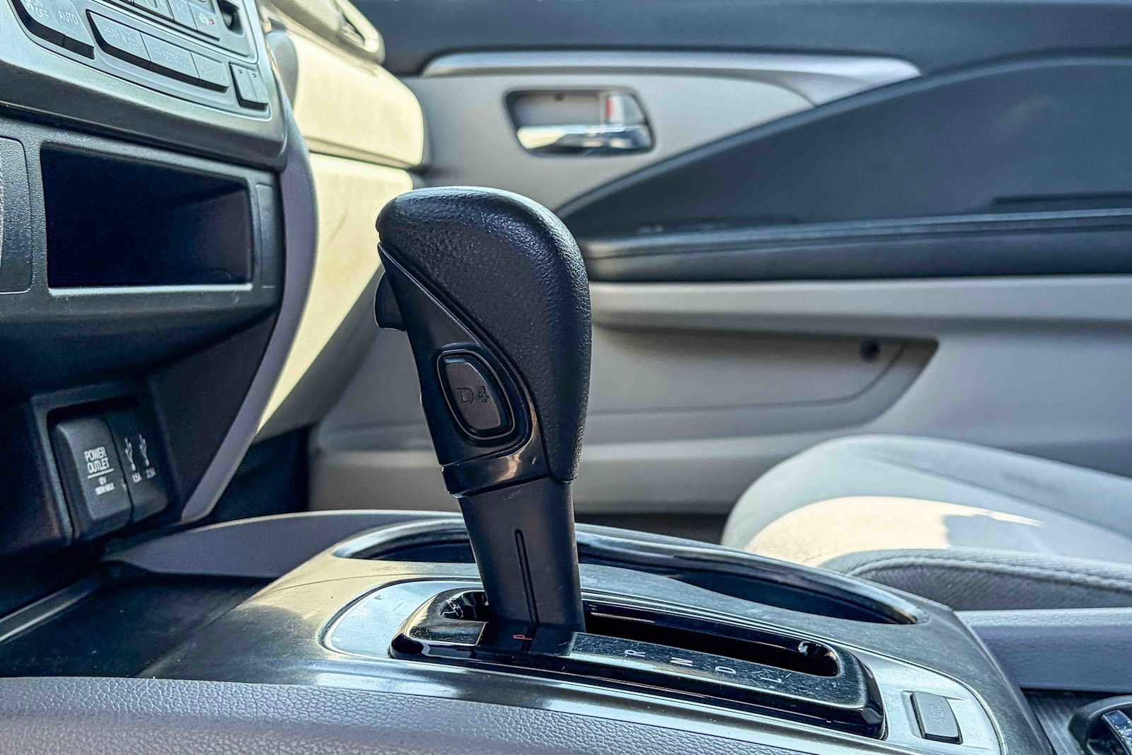 Used 2016 Honda Pilot EX image 22