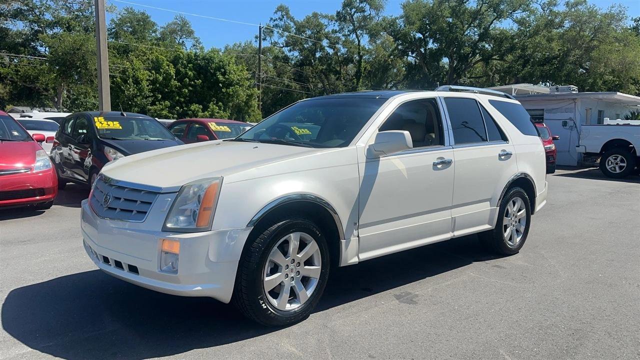 Used 2008 Cadillac SRX V8 RWD image 2