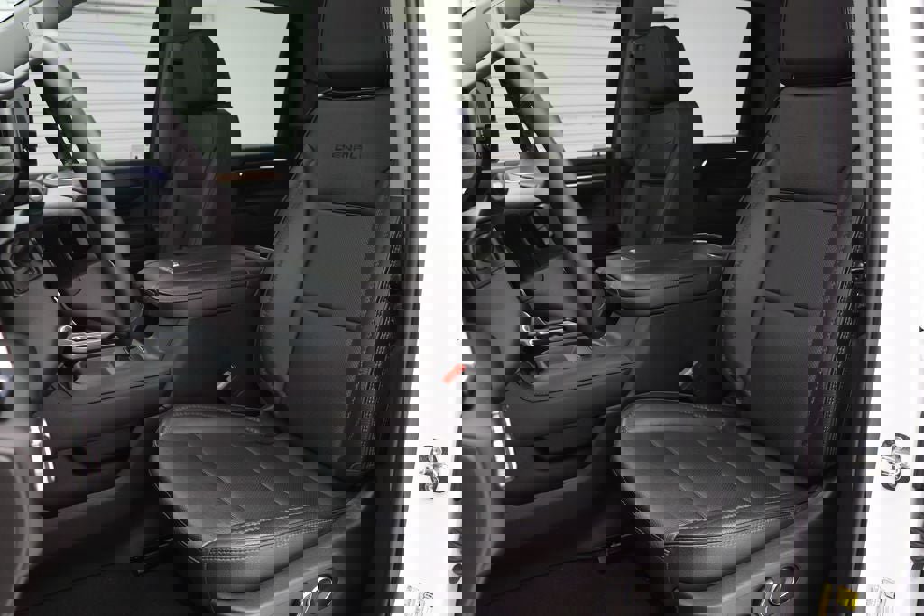 Used 2024 GMC Sierra 2500 Denali w/ Denali Reserve Package image 22