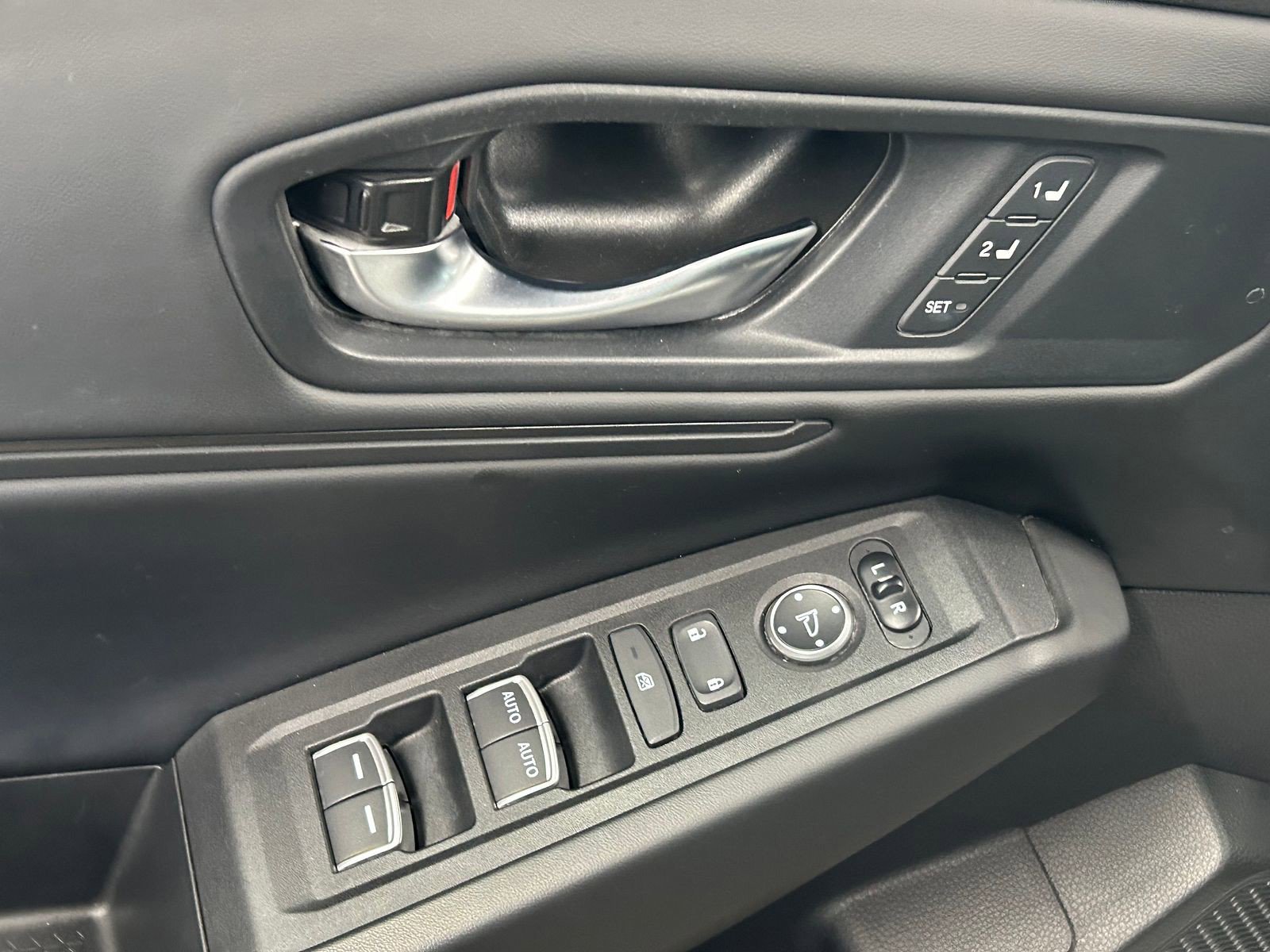 Used 2023 Honda Accord EX-L image 9