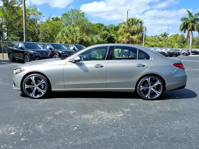 Used 2023 Mercedes-Benz C 300 Sedan image 4