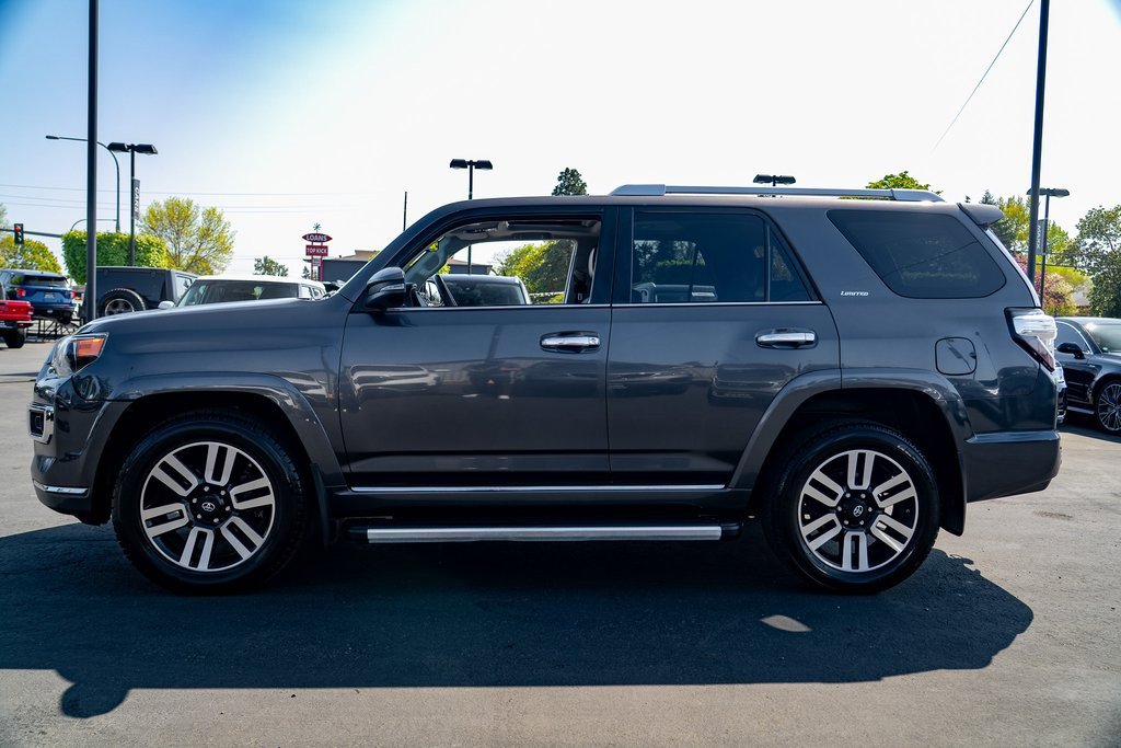 Used 2015 Toyota 4Runner Limited image 13