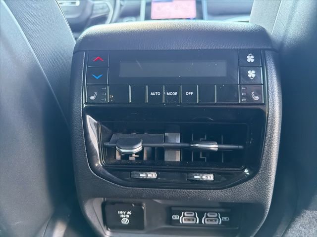 Used 2021 Jeep Grand Cherokee L Limited image 37