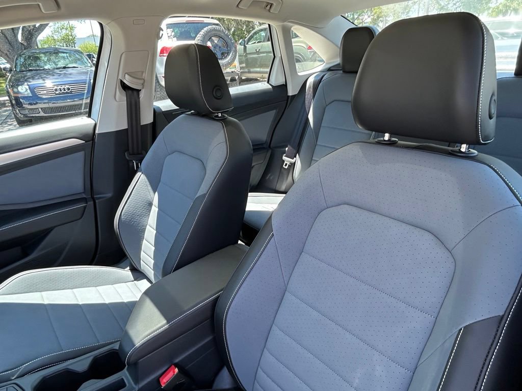 New 2026 Volkswagen Jetta SE FWD image 16