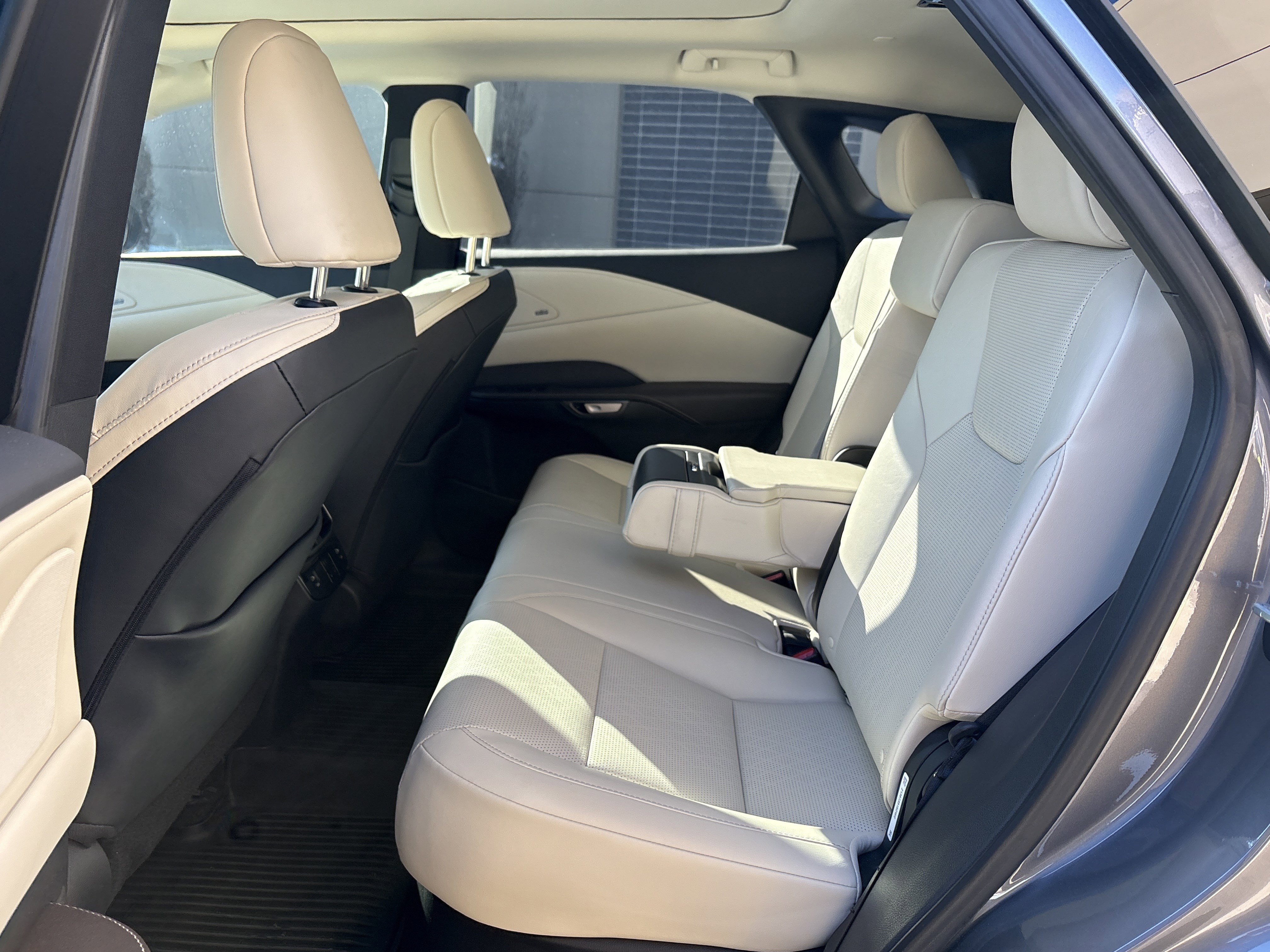 Used 2023 Lexus RX 350 Premium Plus image 31