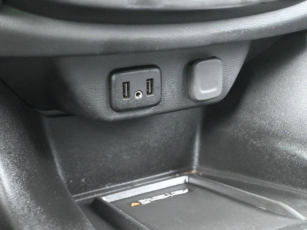 Used 2023 Chevrolet Traverse LT image 24