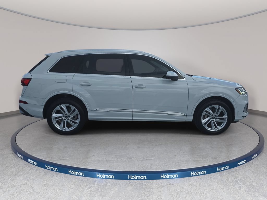 Used 2023 Audi Q7 3.0T Premium w/ Convenience Package AWD/4WD image 5