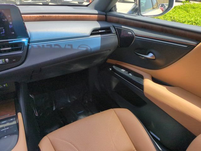 Certified 2022 Lexus ES 350 Ultra Luxury w/ Accessory Package 2 FWD image 16