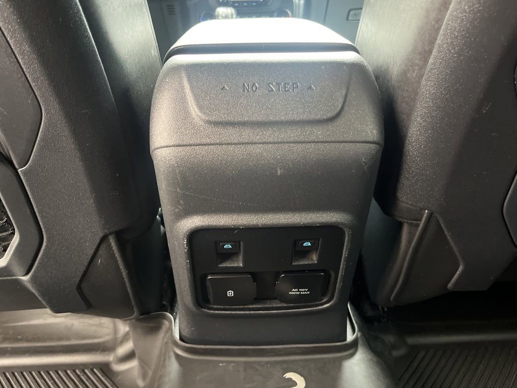 Used 2022 Ford Bronco Badlands w/ Sasquatch Package image 13