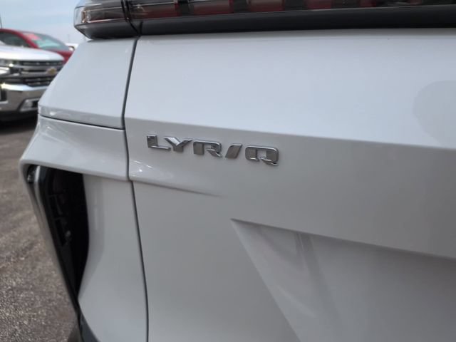 Used 2024 Cadillac Lyriq Luxury AWD/4WD image 7